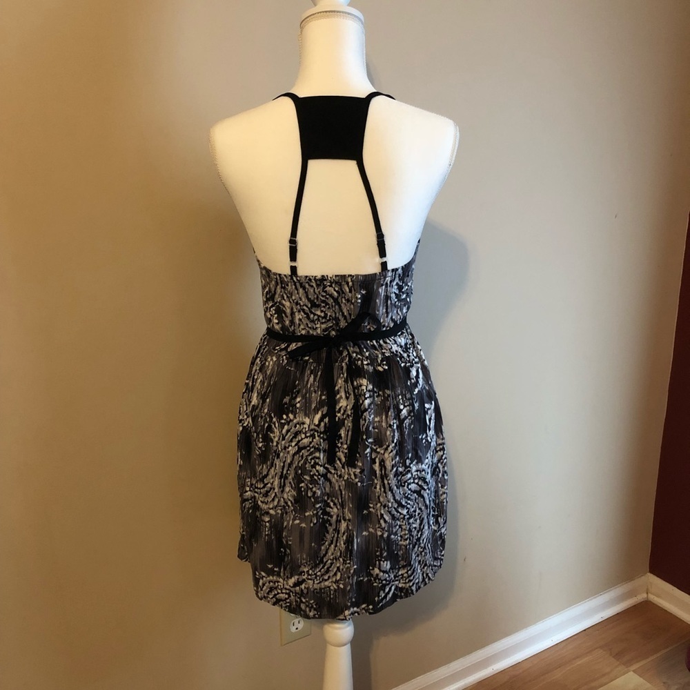 ⭐️ Planet Gold Dress - Picture 4 of 6